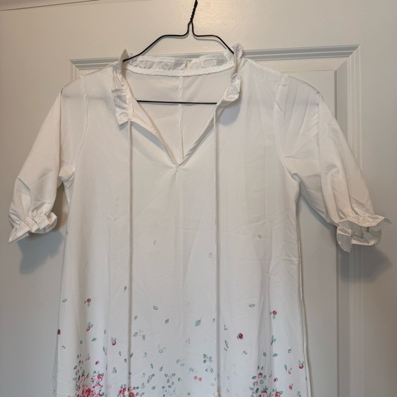 White Dress with Colorful Splatter Floral Design V Neck Short Sleeve - Picture 2 of 8